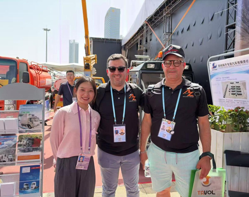Phase 1 of the 137th Canton Fair Concludes Successfully: Innovative Sweeper Design Gains Favor from Multiple Countries